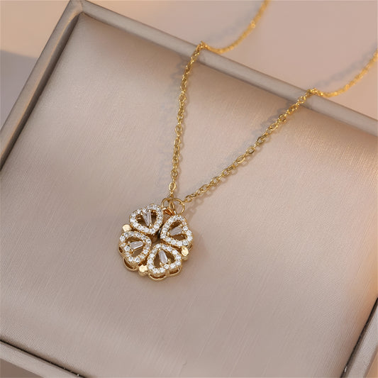 Magnetic Four-Leaf Clover Necklace – 2-in-1 Design